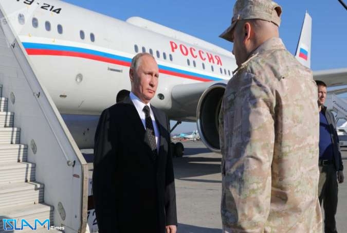 بوتين يكشف تفاصيل زيارته إلى حميميم
