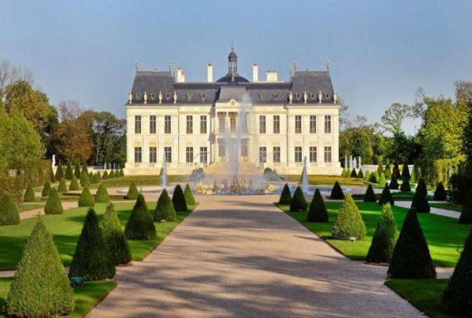 £225million French Chateau.jpg