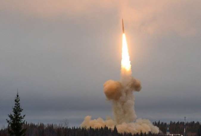 روسیه موشک بالستیک قاره پیمای «آر اِس-۱۲ ام توپول» را آزمایش کرد