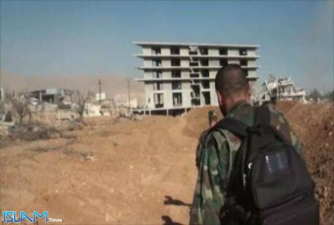 عمليات مستمرة للجيش السوري بمحيط إدارة المركبات بحرستا