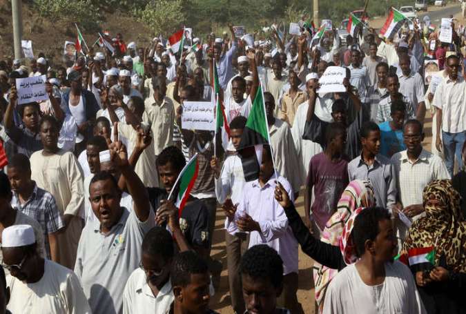 اعتقال صحفيين بعد تغطيتهم الاحتجاجات في السودان