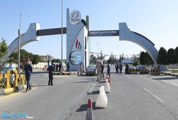اعتقال العشرات على صلة بهجوم مطار معيتيقة الليبي