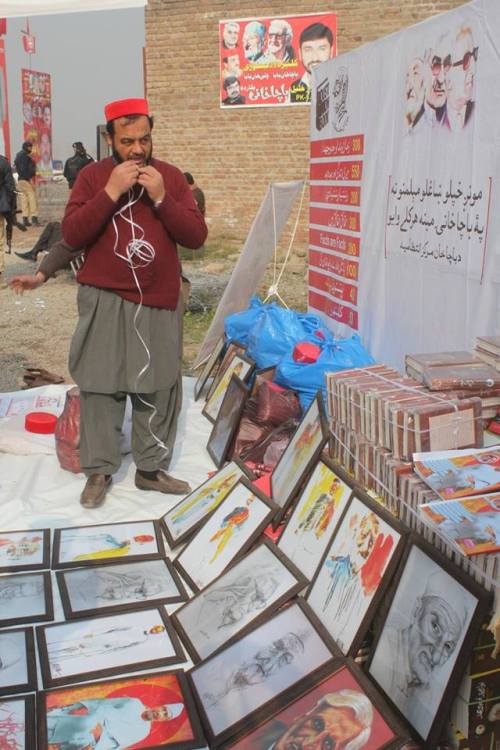 پشاور میں باچا خان اور عبدالولی خان کی برسی کی تیاریوں کے تصویری مناظر