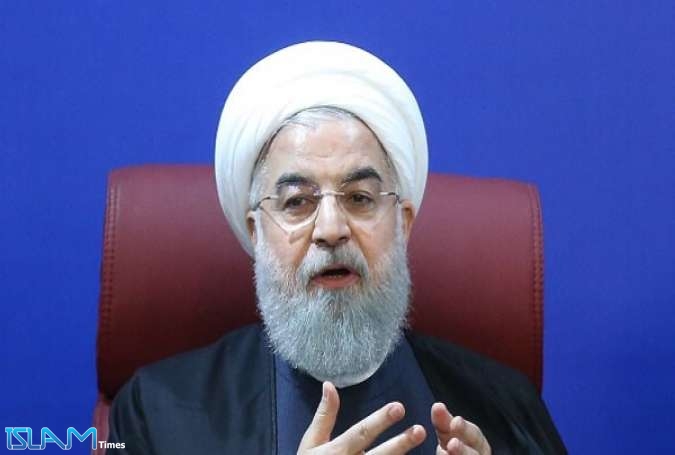 روحاني: الشعب مع الجمهورية الاسلامية الآن كما ببداية الثورة