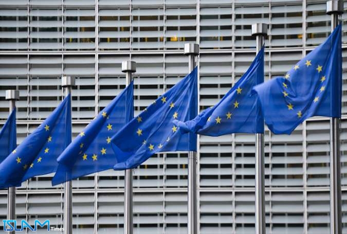 الاتحاد الأوروبي يدرس معاقبة 9 دول أعضاء