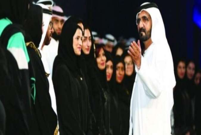 حاكم دبي:فريق عملي 70 بالمئة منه من النساء