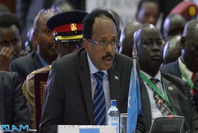 رئيس الصومال يوجه تحذيراً ضمنياً للإمارات
