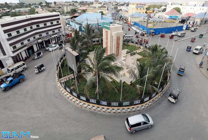 الرياض تدخل على خط أزمة الصومال والإمارات