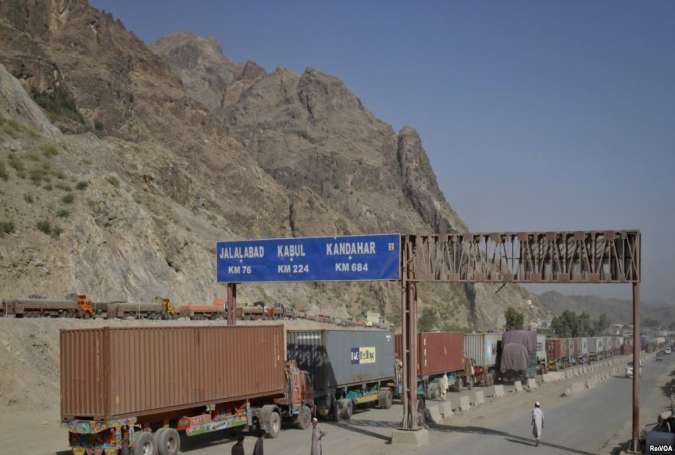 سرحدی راستوں کی بندش سے پاک افغان تجارت پر منفی اثرات پڑے، رانا افضل
