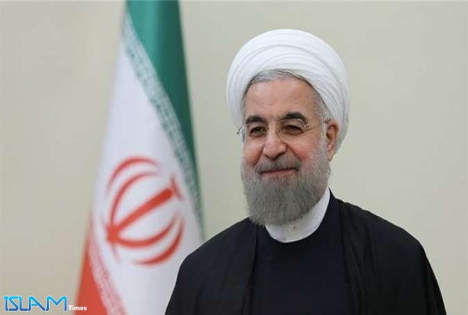 الرئيس روحاني: ستدشن 5 مجمعات بتروكيماوية بالعام الجديد