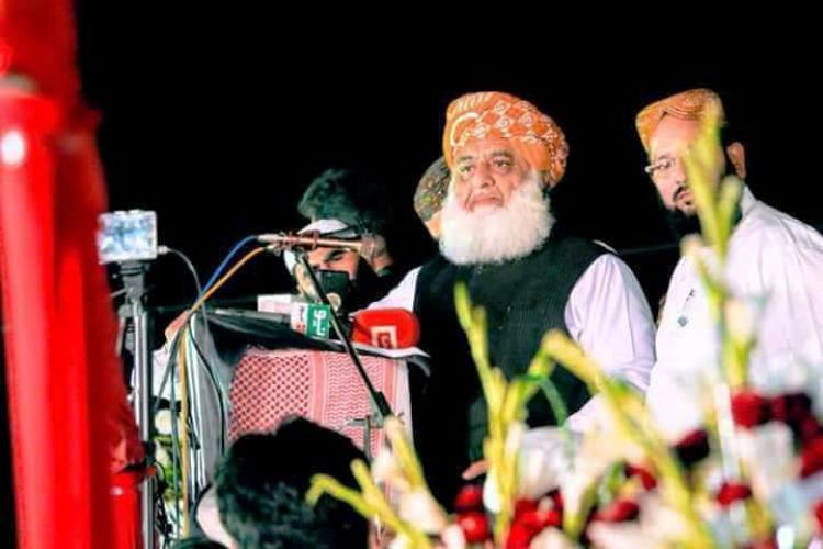 جمعیت علمائے اسلام(ف)کے سربراہ مولانا فضل الرحمان کا دورہ جنوبی پنجاب، مختلف اضلاع میں تقریبات سے خطاب