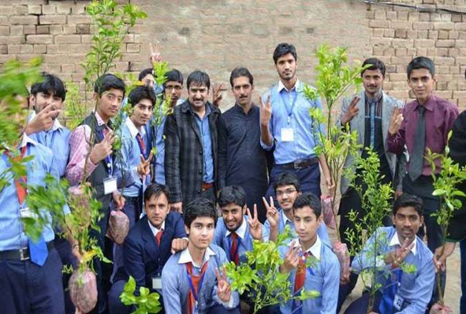 پشاور کی ضلعی انتظامیہ 30 لاکھ پودے لگائے گی