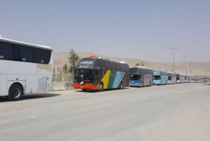 بدء خروج حافلات تقل مسلحين من حرستا في الغوطة الشرقية