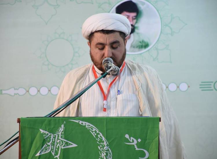 اسلام آباد، ایم ڈبلیو ایم کے مرکزی کنونشن میں علامہ احسان علی دانش نشست کے آغاز میںتلاوت قرآن کریم کرتے ہوئے