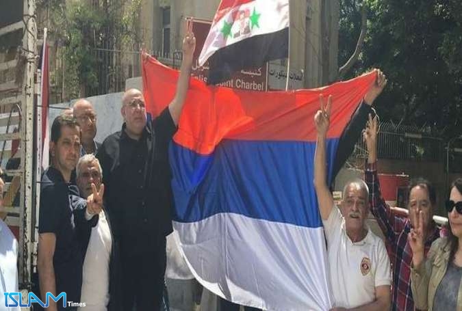 مسيرة سيارة في بيروت دعماً لسوريا وشكراً لروسيا