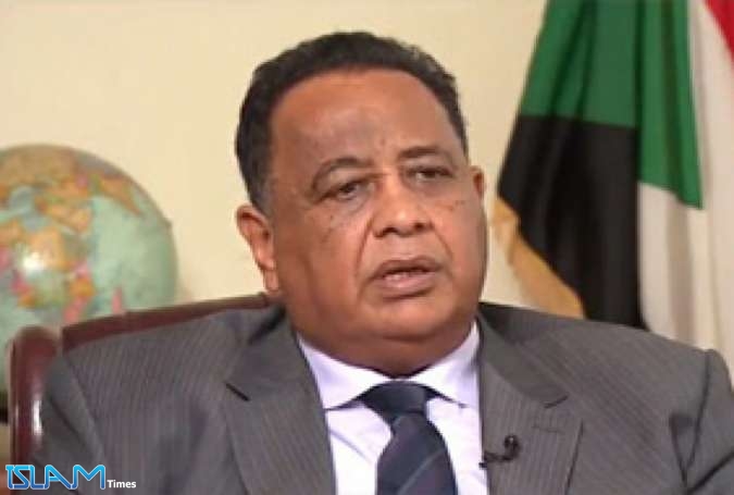 الرئيس السوداني يقيل وزير الخارجية