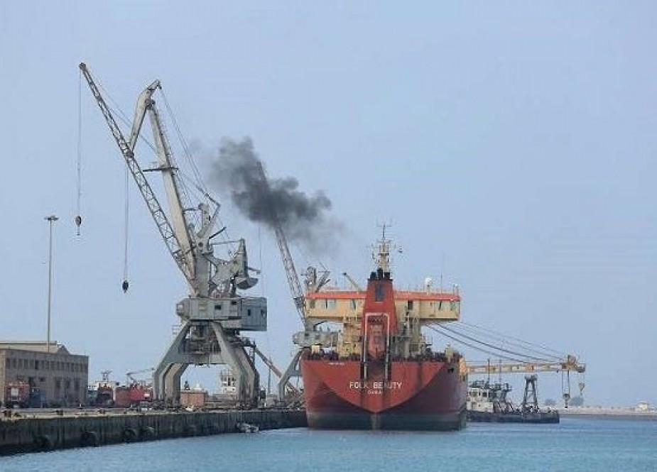 کشتی ترکیه‌ای در مسیر یمن دچار انفجار شد