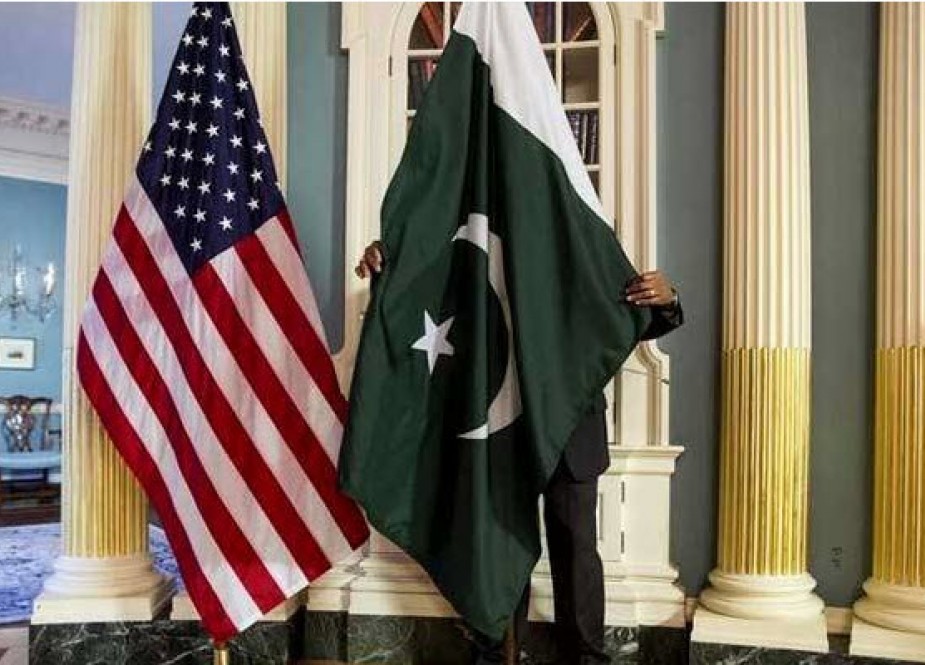 پاکستان از خروج یک دیپلمات آمریکایی از خاک خود جلوگیری کرد