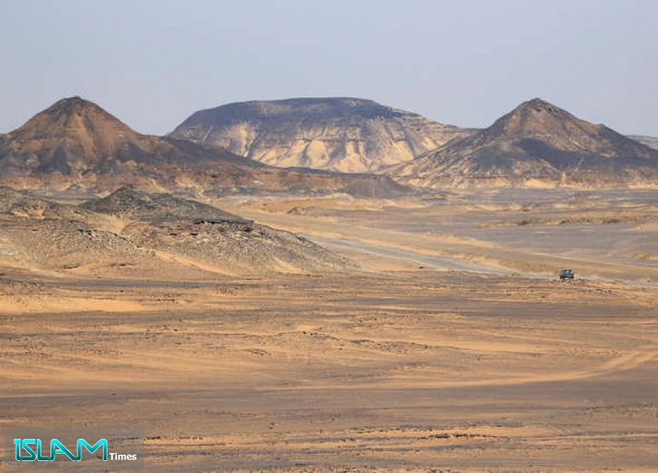 مشروع مصري روسي إيطالي للغاز في صحراء مصر