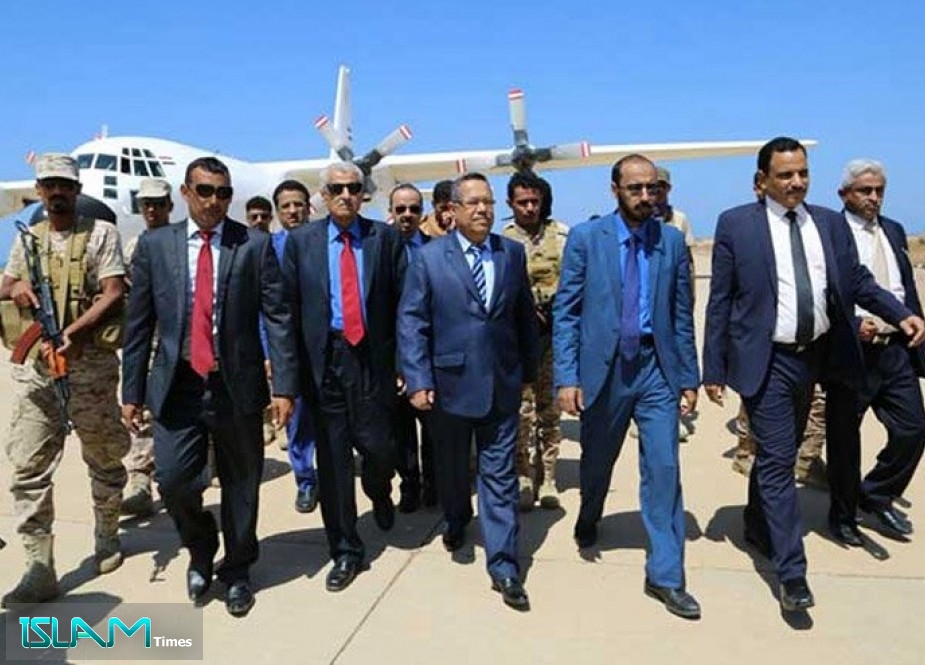 مصدر يمني يكشف سر تراجع حكومة هادي المخزي حول سقطرى!