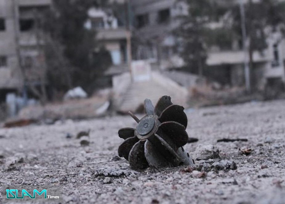 شهيدين و20 مصاباً نتيجة سقوط قذيفة وسط دمشق