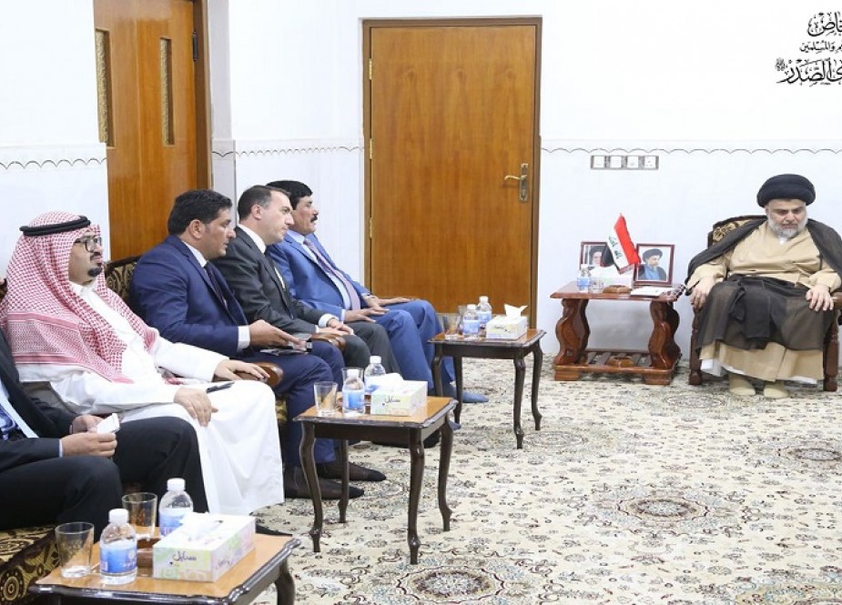 دیدار مقتدا صدر با سفیران 5 کشور همسایه ی عراق