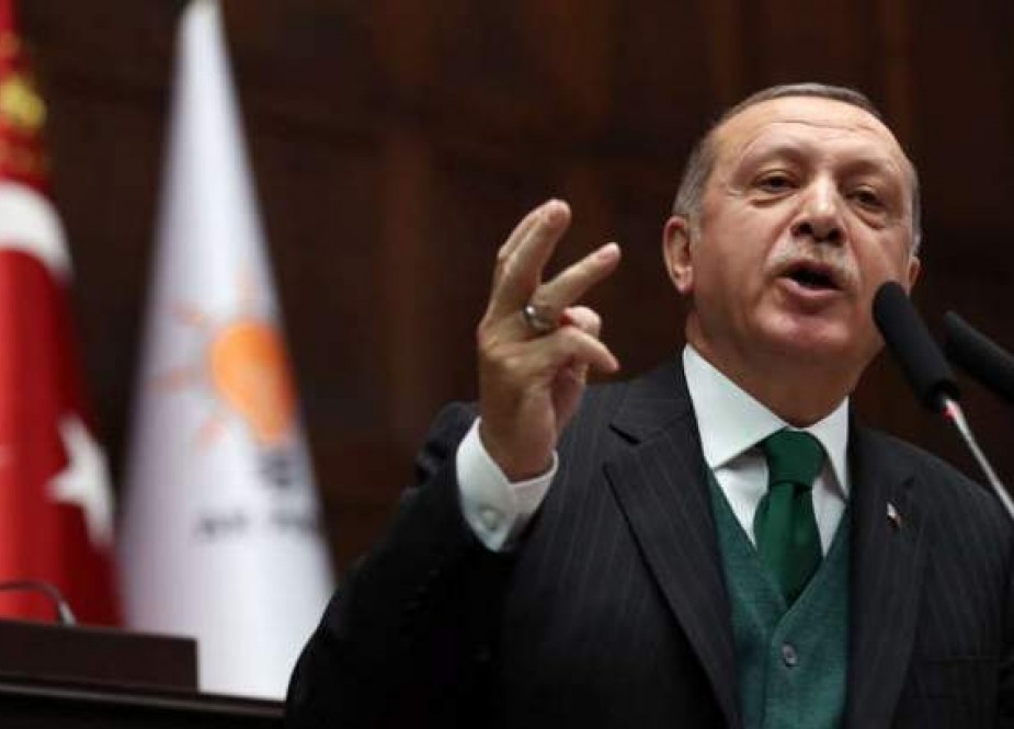 أردوغان يبدأ حملته الانتخابية في الخارج من البوسنة
