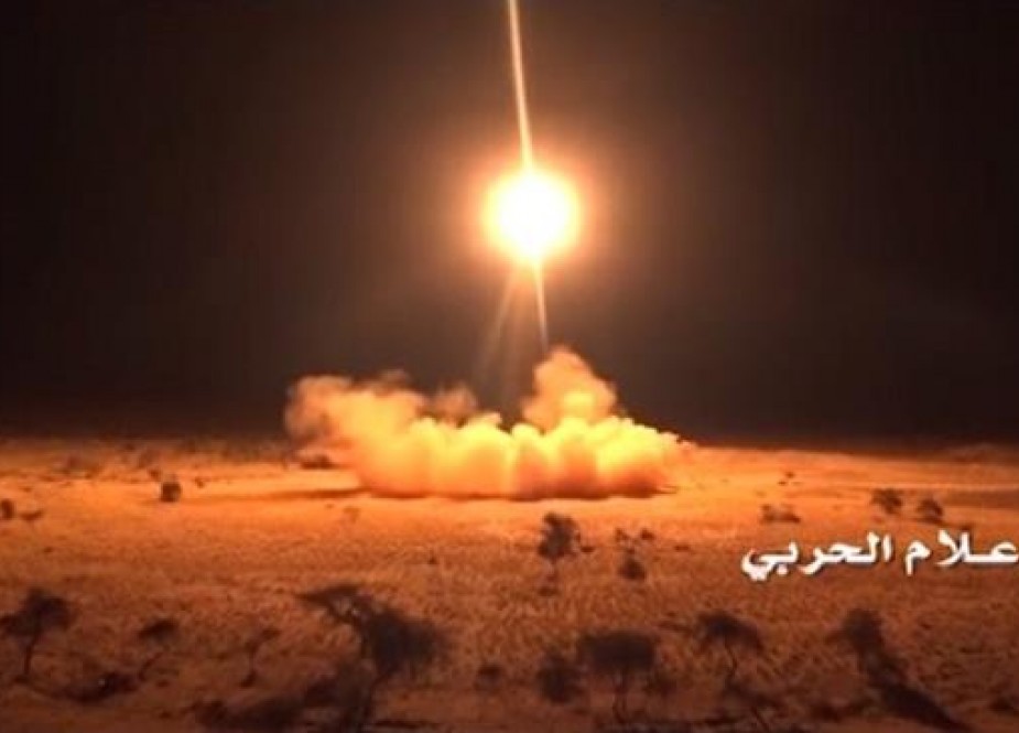 Yemeni missile shortly after launch