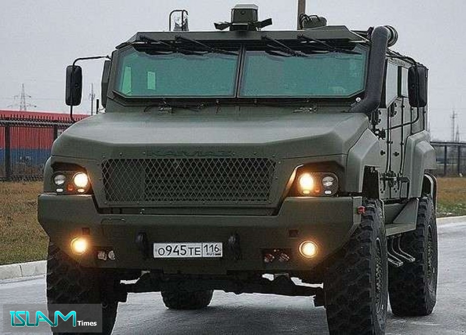 المنطقة العسكرية الجنوبية للجيش الروسي تتسلم عربة مدرعة حديثة