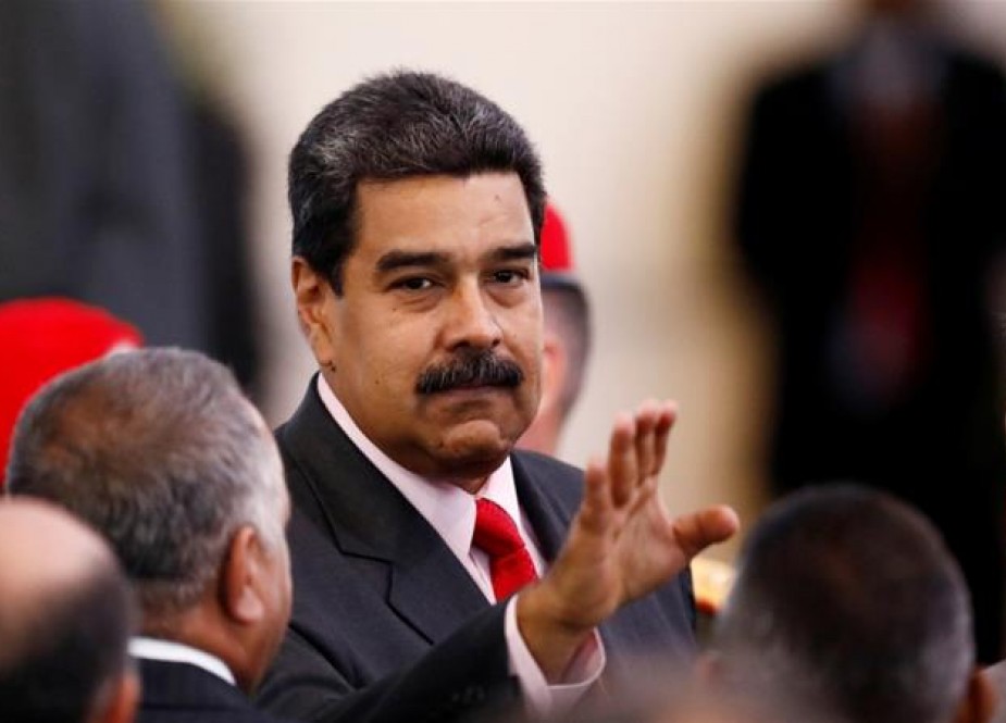 Nicolas Maduro memenangkan 68 persen suara dalam pemilihan Minggu [Marco Bello / Reuters]