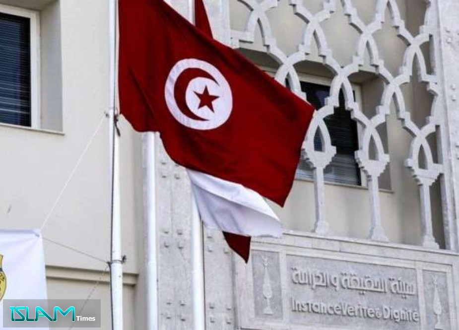 تونس.. الحكومة تنهي عمل هيئة الحقيقة والكرامة وتطالبها بتسليم أرشيفها