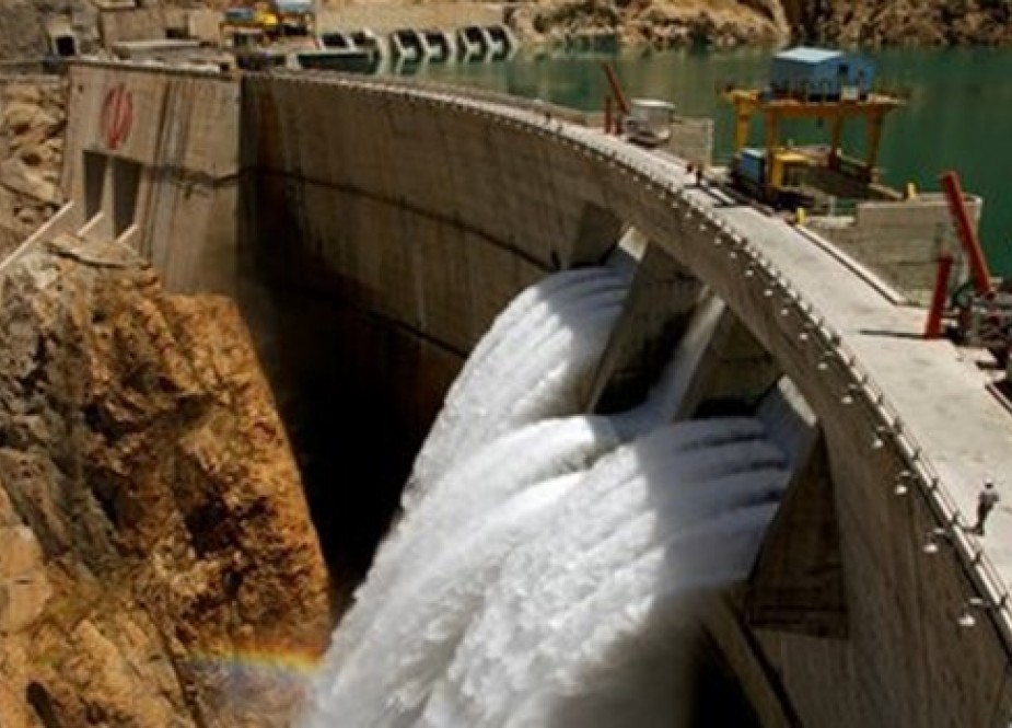 ايران تشرع ببناء سدين للمياه في بوشهر