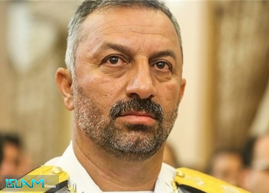 قائد بحري ايراني: لا نأخذ إذناً لتطوير قدراتنا العسكرية