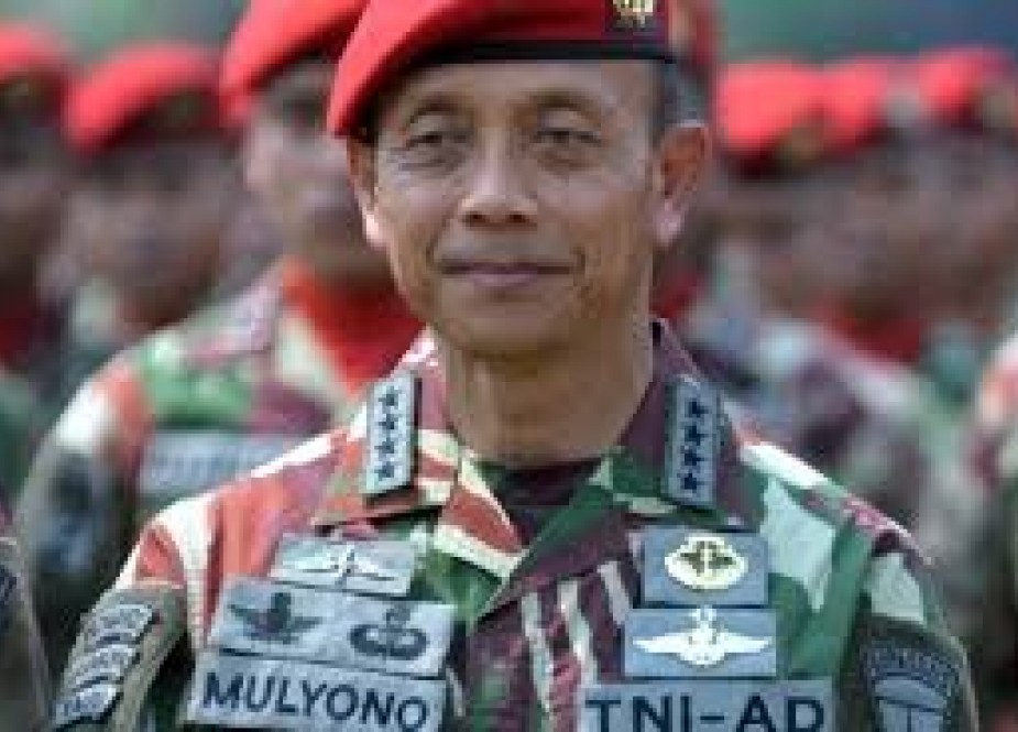 Jenderal TNI Mulyono. Kepala Staf TNI Angkatan Darat (Kasad).jpg