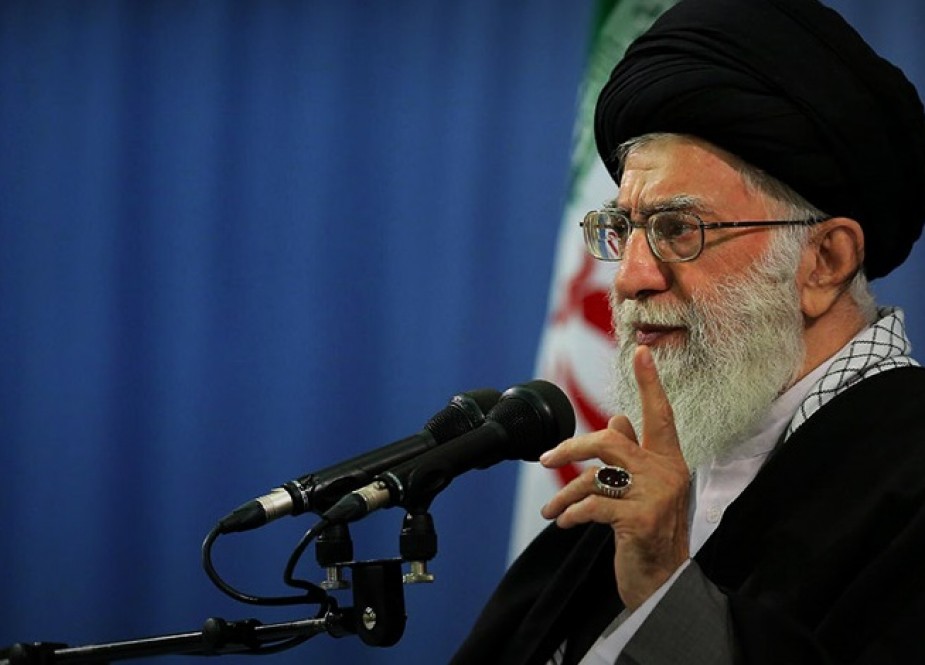 أمريكا ليست كل العالم؛ طهران تتحدى واشنطن وتفرض 7 شروط