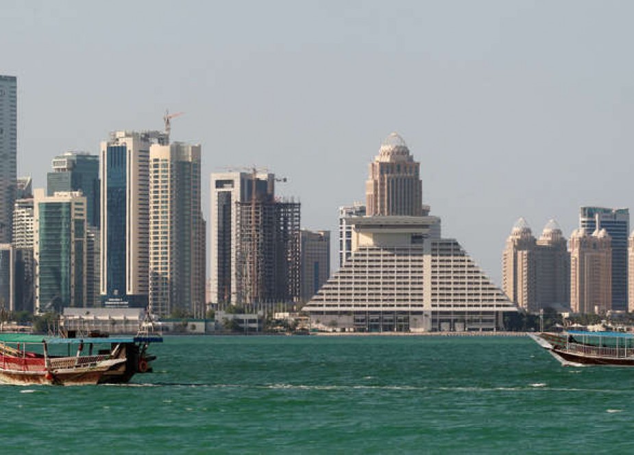 قطر تبدأ باتخاذ إجراءات لمنح الإقامة الدائمة للأجانب