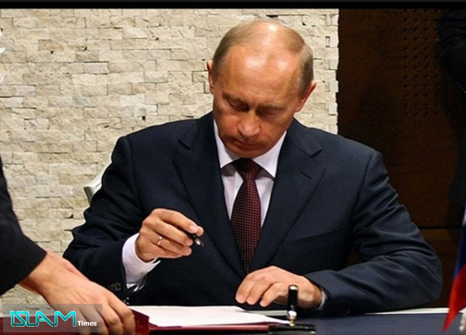 رئیس‌جمهور روسیه قانون مقابله با تحریم‌ها را امضا کرد