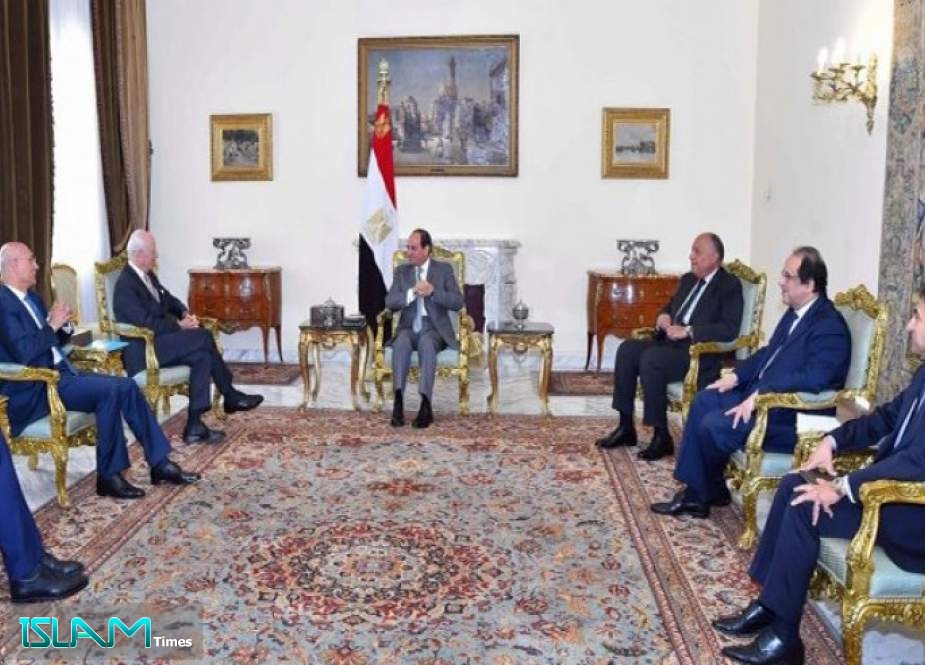 السيسي: المساعي المصرية متواصلة لوقف تدهور الأوضاع في سوريا