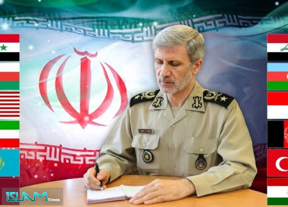 وزير الدفاع الإيراني يهنئ نظرائه بالدول الإسلامية بعيد الفطر