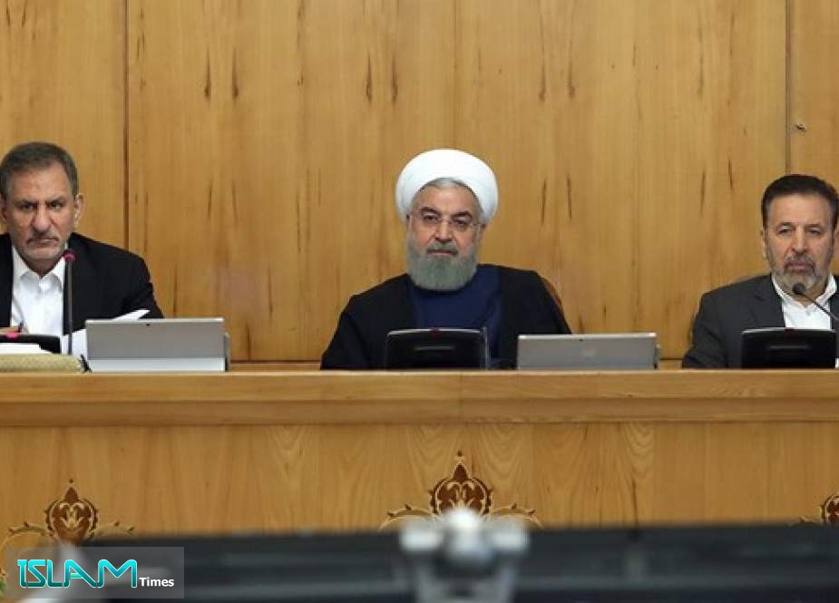 روحاني: إنتاج وتأمين السلع الاساسية أولوية للحكومة