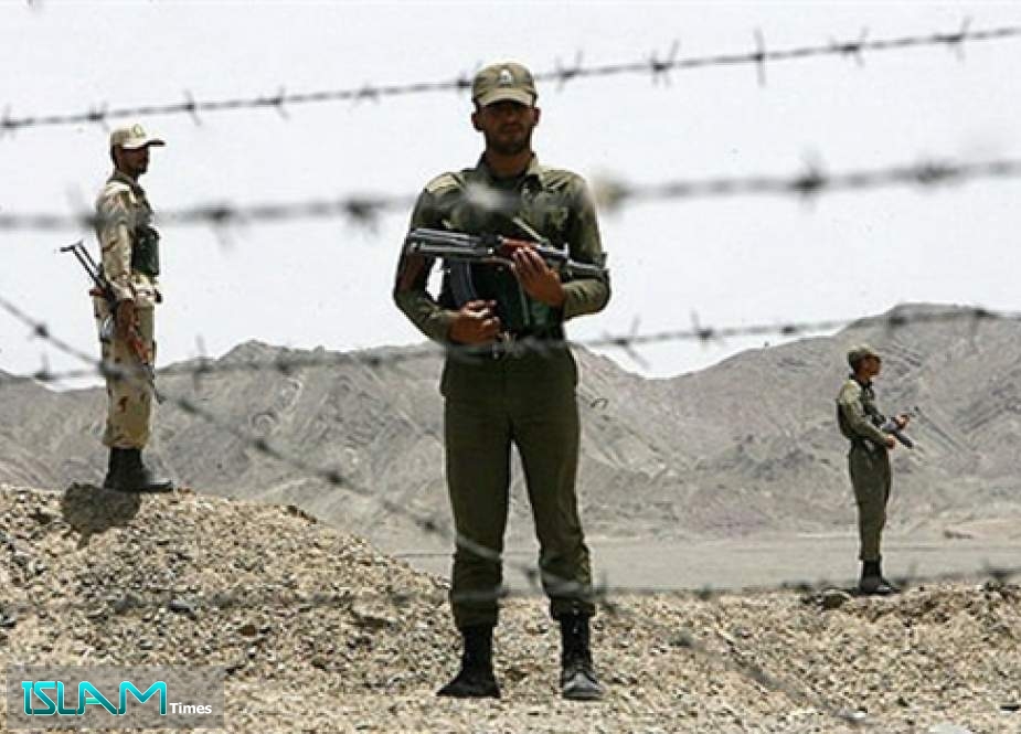 استشهاد ضابط بحرس الحدود الايراني باشتباك مع عصابة مسلحة