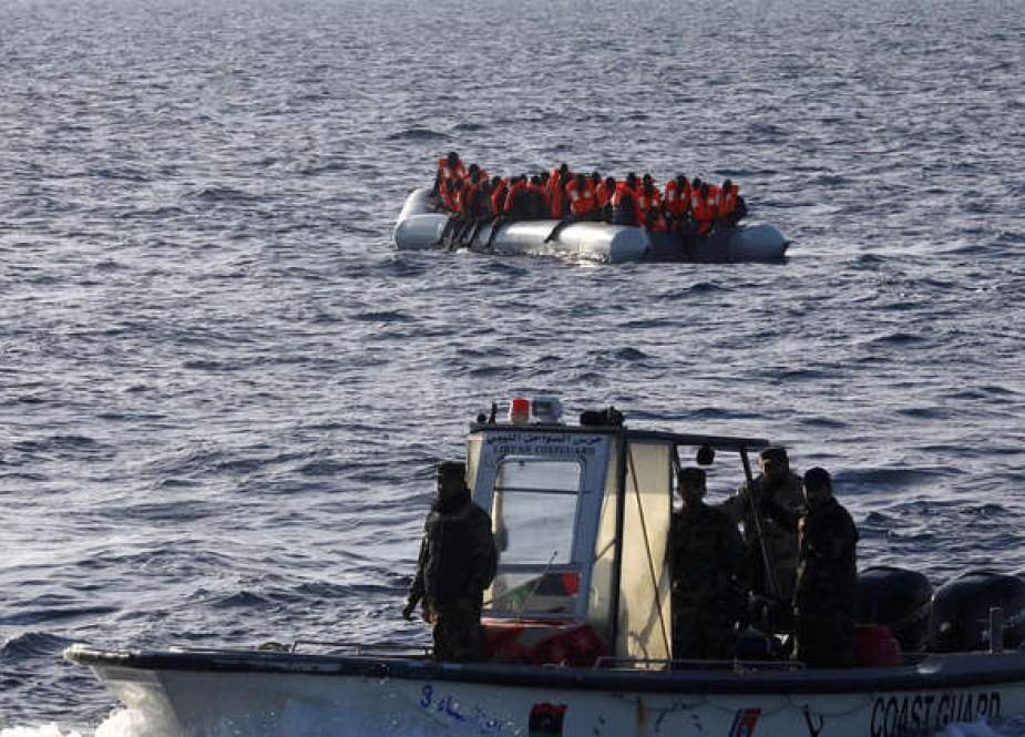 أنباء عن غرق 100 مهاجر قبالة سواحل طرابلس
