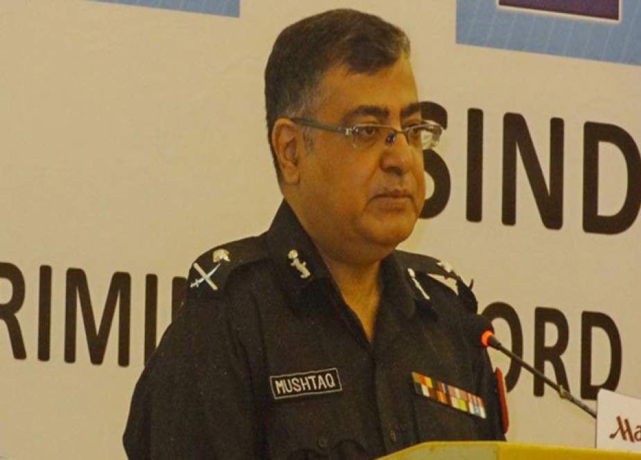 ایم کیو ایم، پی ٹی آئی اور ایم ایم اے کا کراچی پولیس چیف کو ہٹانے کا مطالبہ
