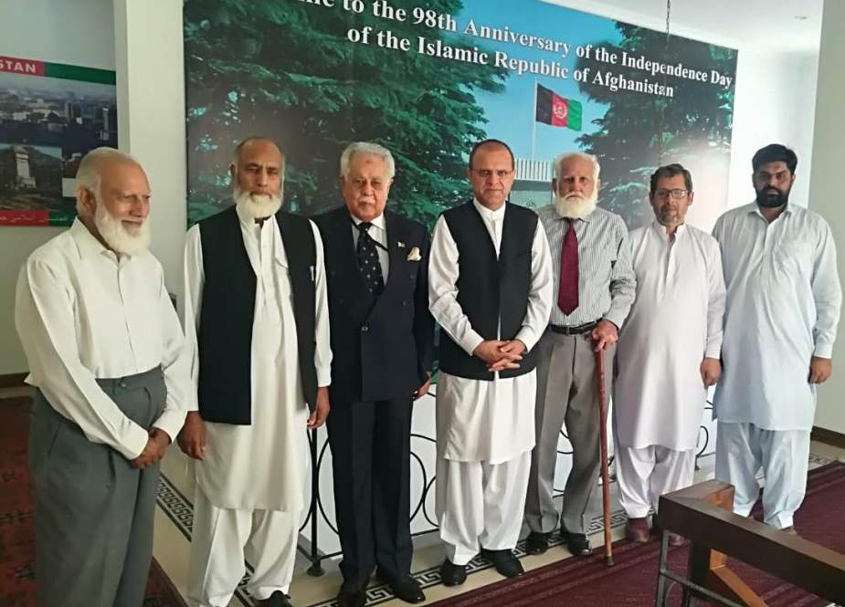 افغانستان اور پاکستان کو اپنے اختلافات گفت و شنید سے حل کرنے چاہئیں، حمید اختر نیازی