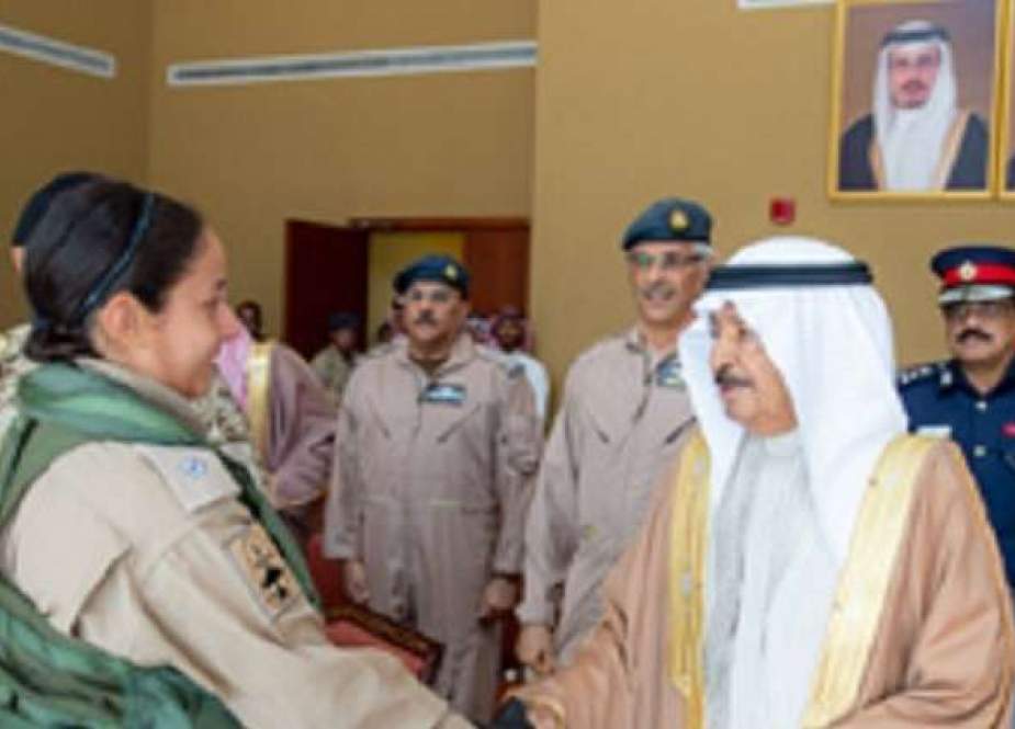 البحرين تحتفي بأول امرأة تنفذ طلعة جوية بطائرة حربية