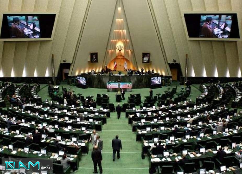 نائب إيراني: لن يتشكيل أي تحالف عالمي ضد ايران