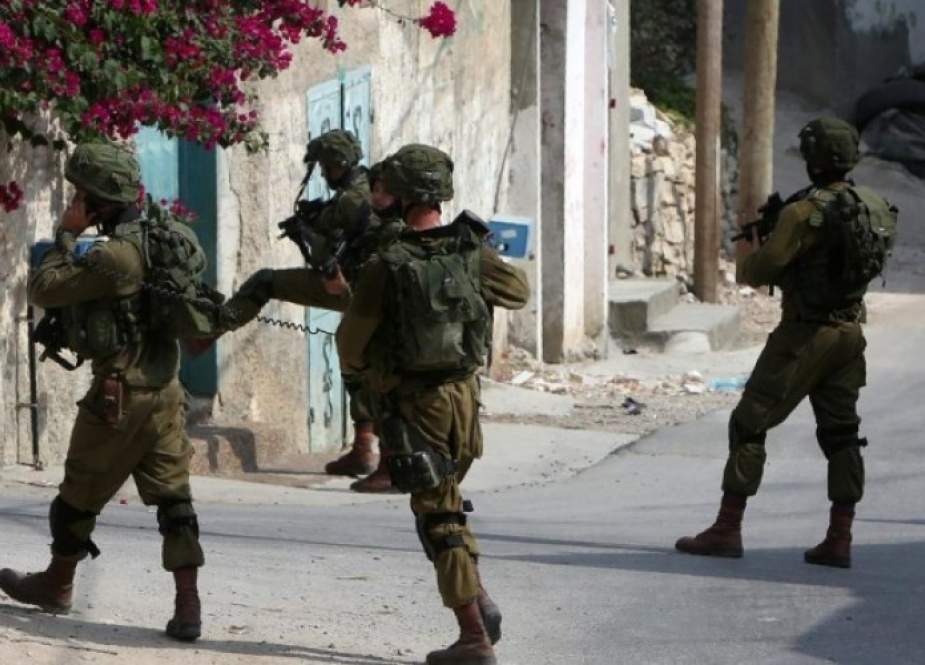 الاحتلال يقتحم منزل شهيد ويداهم عدة بلدات في القدس