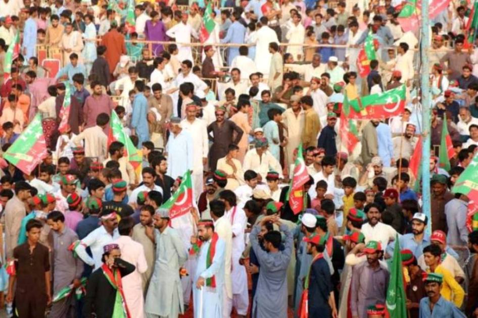 پاکستان تحریک انصاف کے زیراہتمام اتنخابی جلسوں کی تصویری رپورٹ