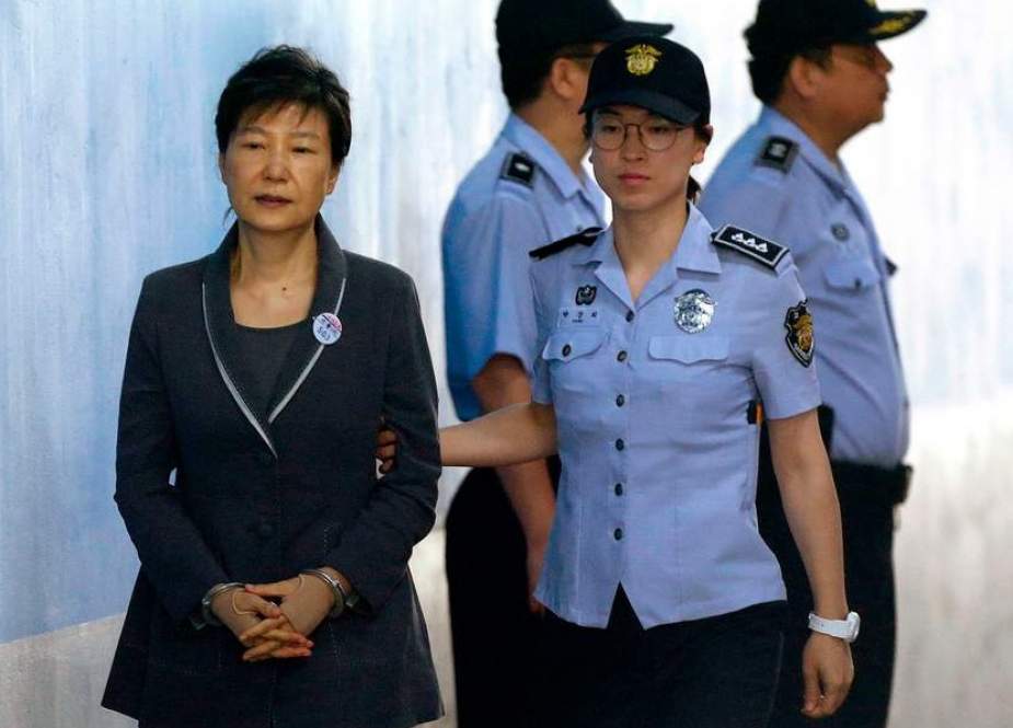 جنوبی کوریا کی سابق صدر کو مزید دو مقدمات میں مجموعی طور پر 8 سال قید کی سزا