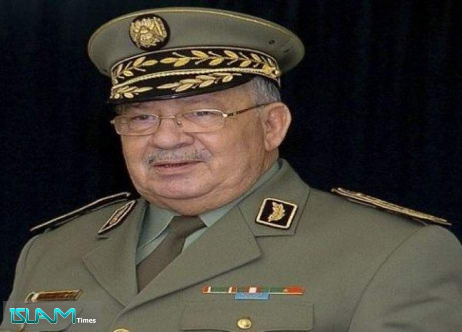 رئيس أركان الجيش الجزائري: لا وصاية على الجيش